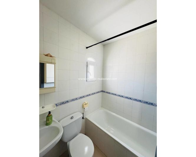 Image No.12-3 Bed Bungalow for sale