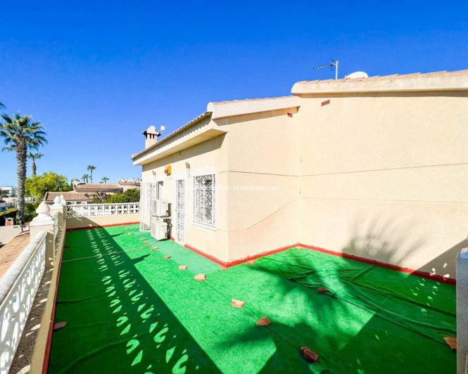 Image No.21-4 Bed Villa for sale