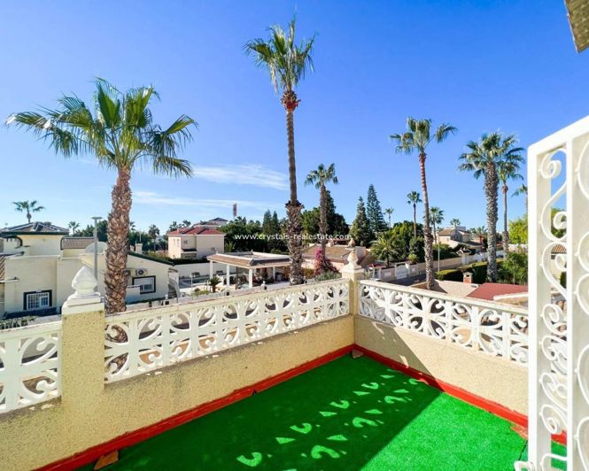 Image No.24-4 Bed Villa for sale