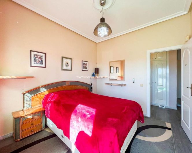 Image No.25-4 Bed Villa for sale