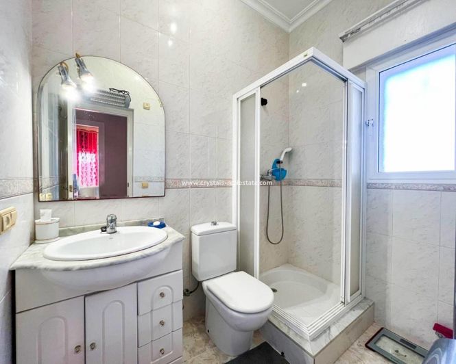 Image No.29-4 Bed Villa for sale