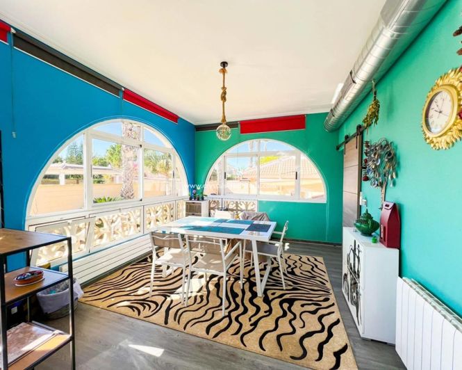 Image No.6-4 Bed Villa for sale