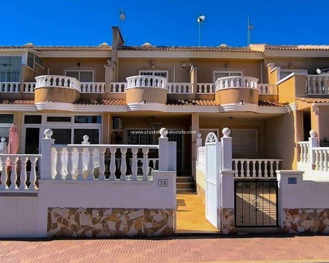Image No.2-2 Bed Townhouse for sale