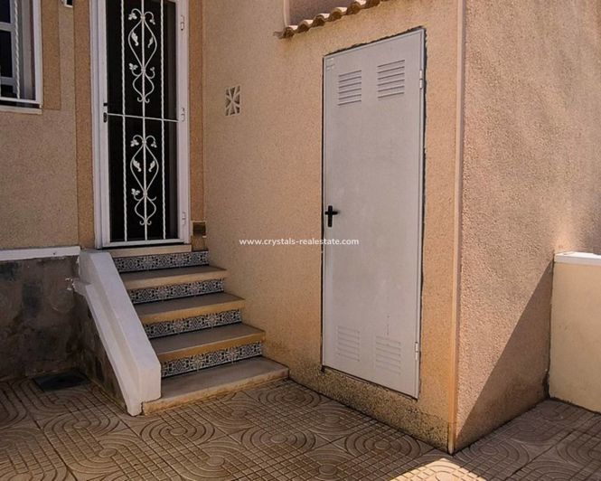 Image No.18-2 Bed Townhouse for sale