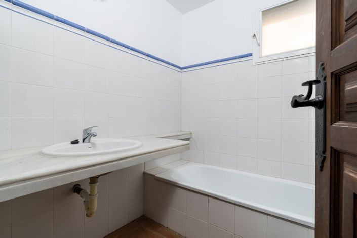 Image No.18-Villa de 7 chambres à vendre à Almuñécar