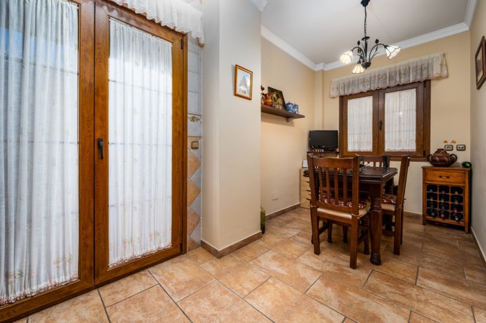 Image No.13-Villa de 4 chambres à vendre à Nerja