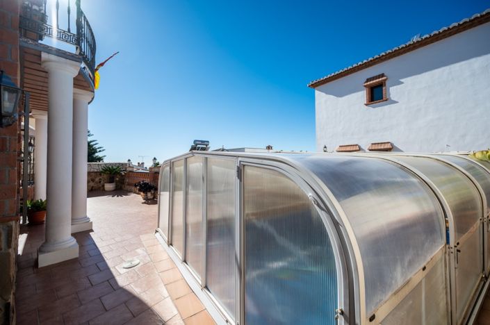 Image No.4-Villa de 4 chambres à vendre à Nerja