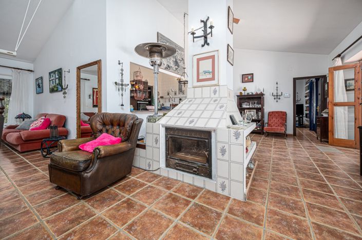 Image No.14-4 Bed Villa for sale