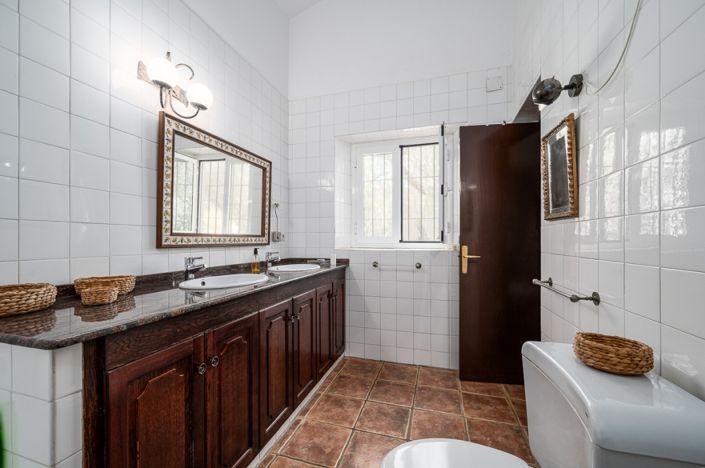 Image No.26-4 Bed Villa for sale