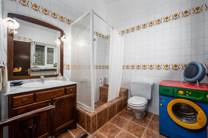 Image No.31-4 Bed Villa for sale