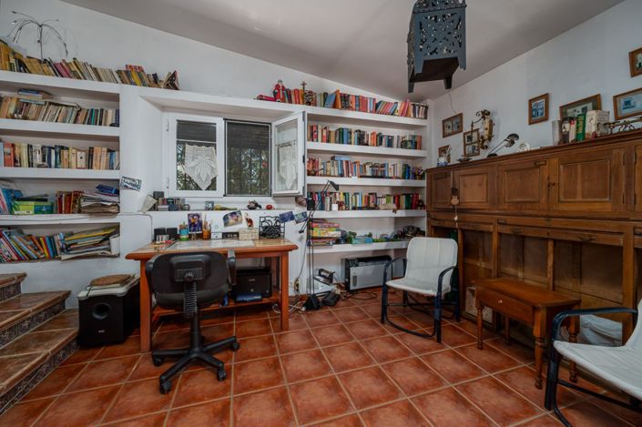 Image No.34-4 Bed Villa for sale