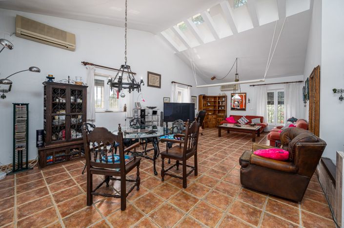 Image No.5-4 Bed Villa for sale