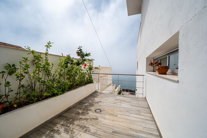 Image No.16-6 Bed Villa for sale