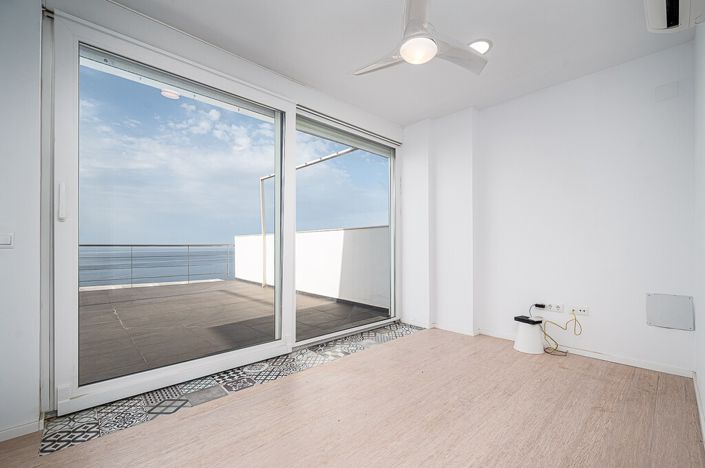 Image No.26-6 Bed Villa for sale