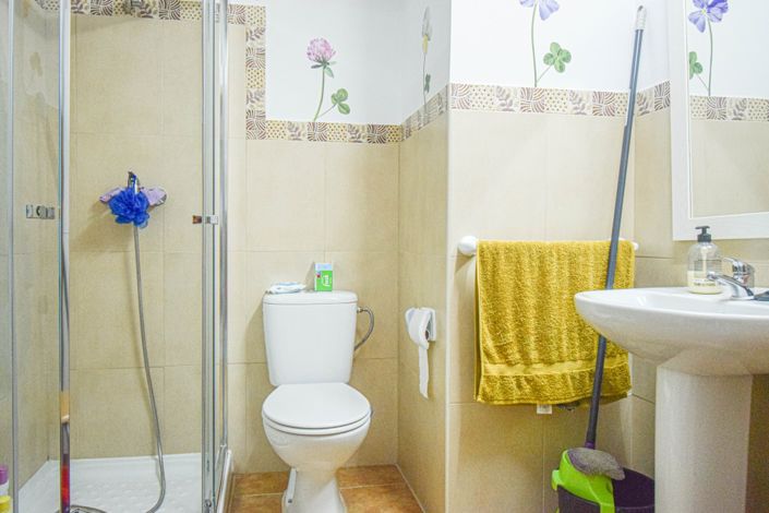 Image No.8-2 Bed Apartment for sale