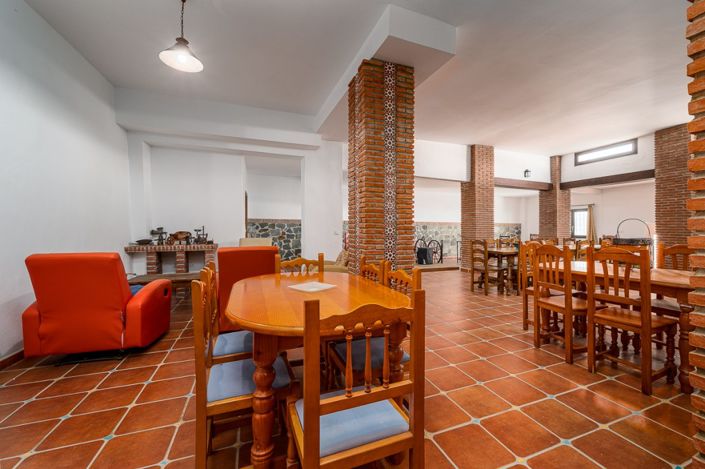 Image No.19-5 Bed Villa for sale