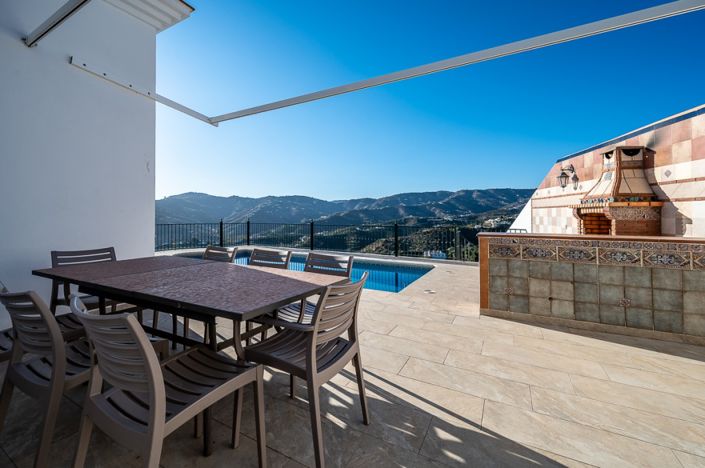 Image No.26-5 Bed Villa for sale