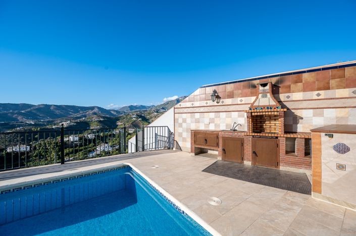 Image No.4-5 Bed Villa for sale