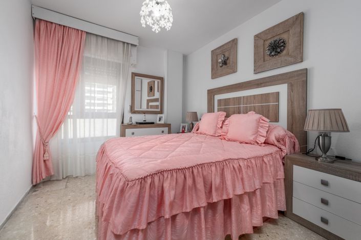 Image No.8-3 Bed Apartment for sale