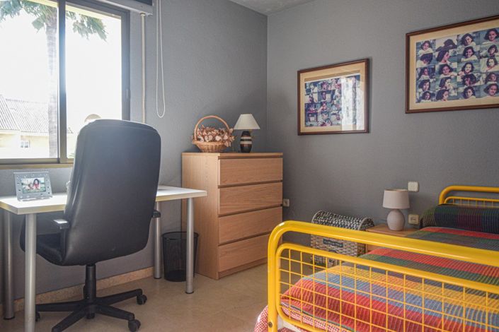 Image No.13-4 Bed Semi-Detached for sale