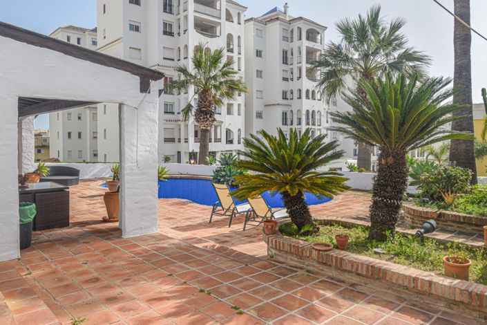 Image No.5-4 Bed Semi-Detached for sale