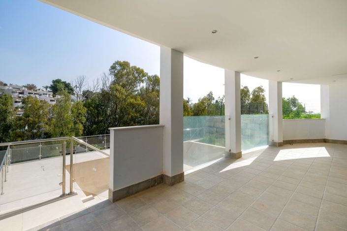 Image No.13-5 Bed Villa for sale