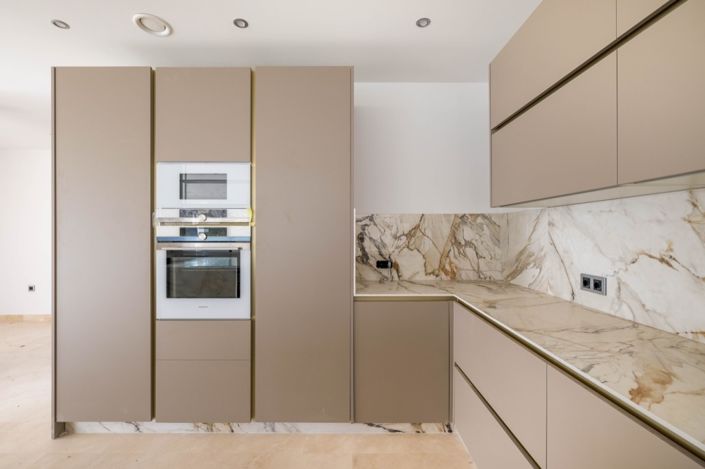 Image No.20-5 Bed Villa for sale