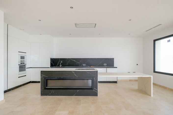 Image No.11-Villa de 4 chambres à vendre à Benalmadena