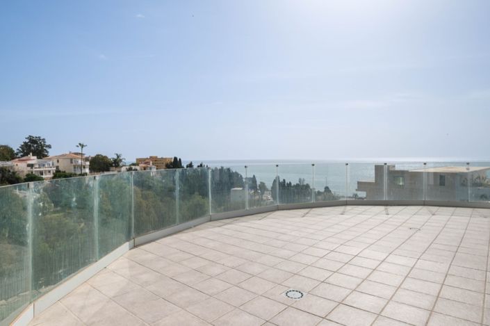 Image No.2-Villa de 4 chambres à vendre à Benalmadena