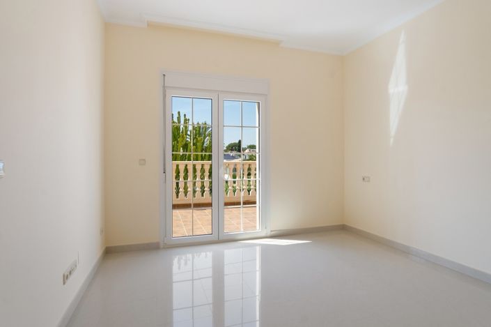 Image No.11-Villa de 4 chambres à vendre à Orihuela