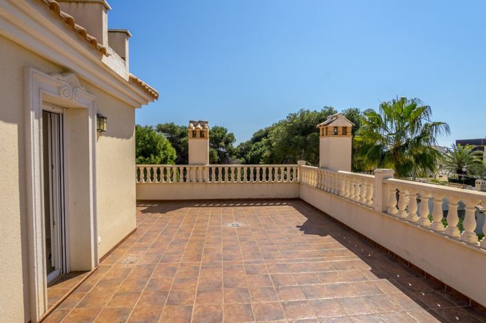 Image No.18-Villa de 4 chambres à vendre à Orihuela