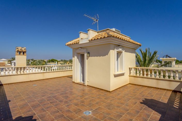 Image No.19-Villa de 4 chambres à vendre à Orihuela