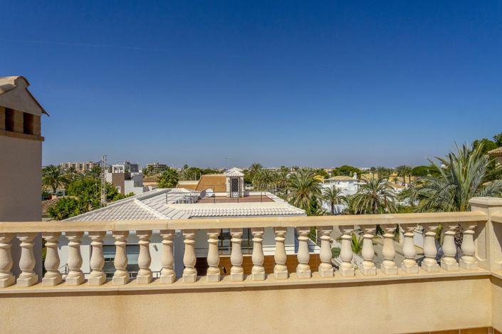 Image No.21-Villa de 4 chambres à vendre à Orihuela