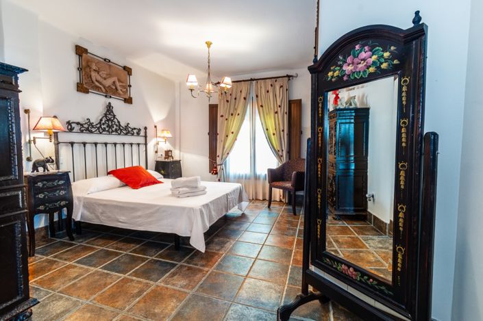 Image No.22-7 Bed Villa for sale