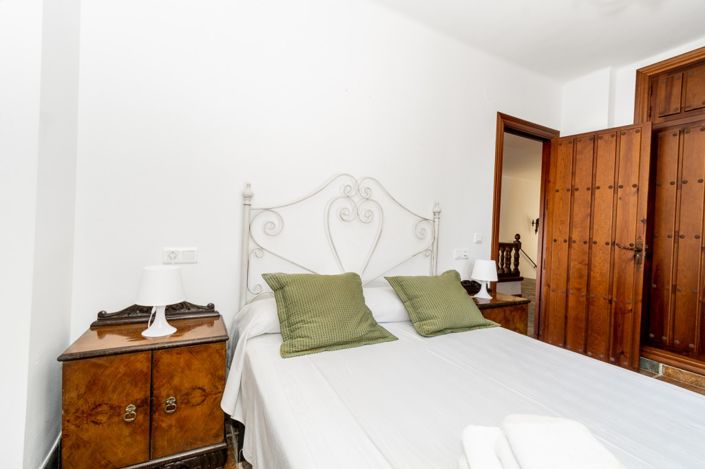 Image No.37-7 Bed Villa for sale