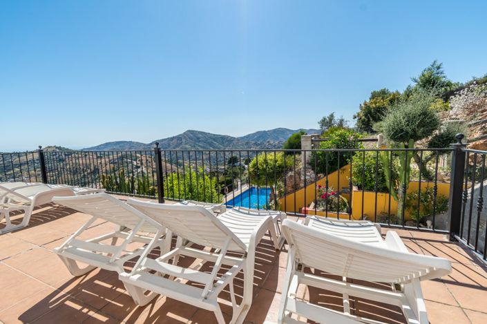 Image No.57-7 Bed Villa for sale