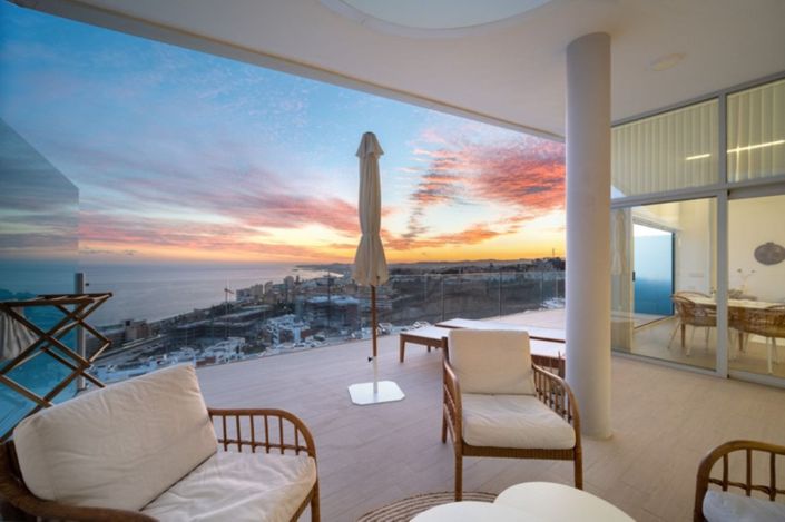 Image No.27-3 Bed Property for sale