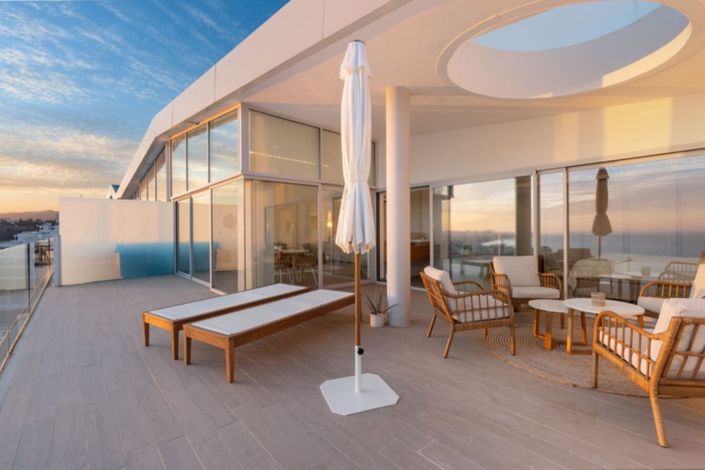 Image No.6-3 Bed Property for sale