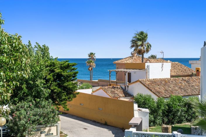 Image No.29-4 Bed Townhouse for sale