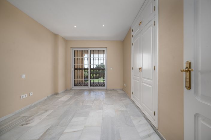 Image No.13-Villa de 5 chambres à vendre à Benalmadena