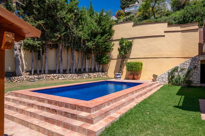 Image No.3-Villa de 5 chambres à vendre à Benalmadena