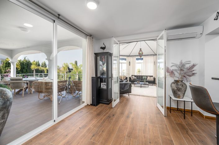 Image No.25-6 Bed Villa for sale