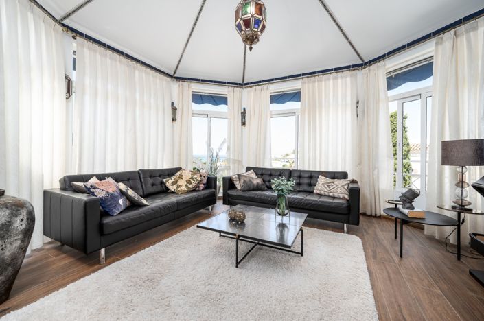 Image No.28-6 Bed Villa for sale