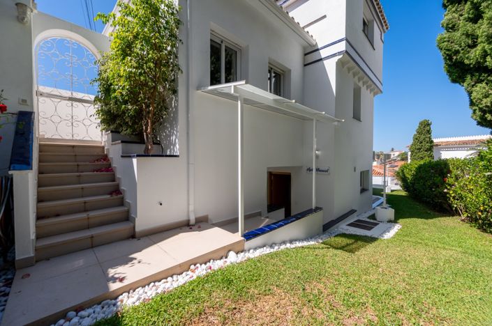 Image No.51-6 Bed Villa for sale