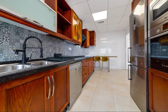 Image No.12-4 Bed Villa for sale