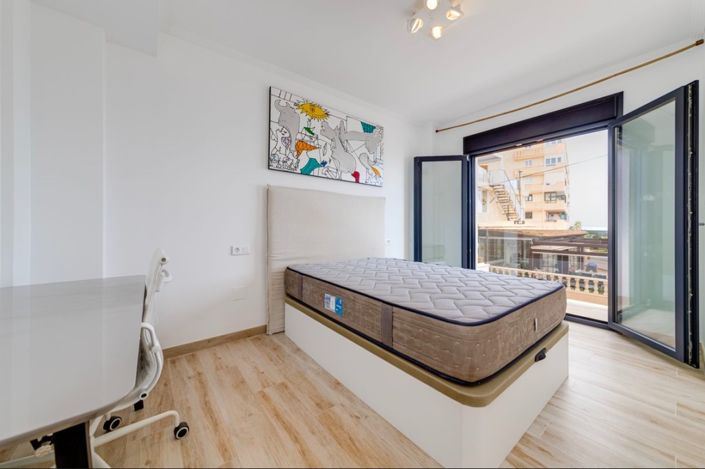 Image No.29-4 Bed Villa for sale