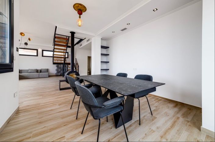 Image No.4-4 Bed Villa for sale