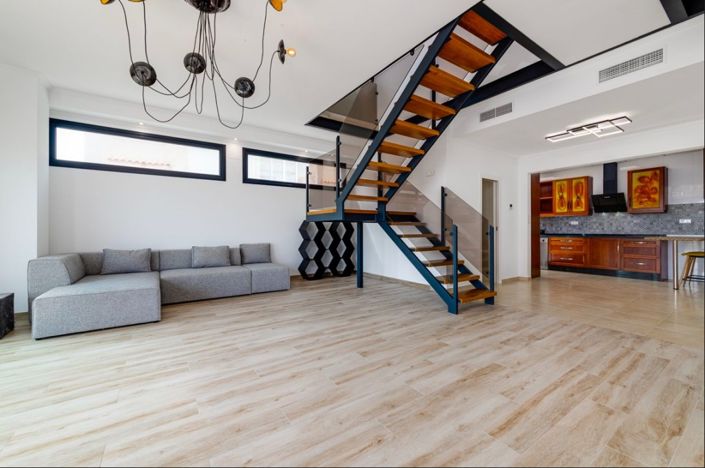 Image No.5-4 Bed Villa for sale