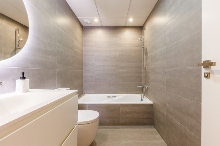 Image No.18-3 Bed Property for sale