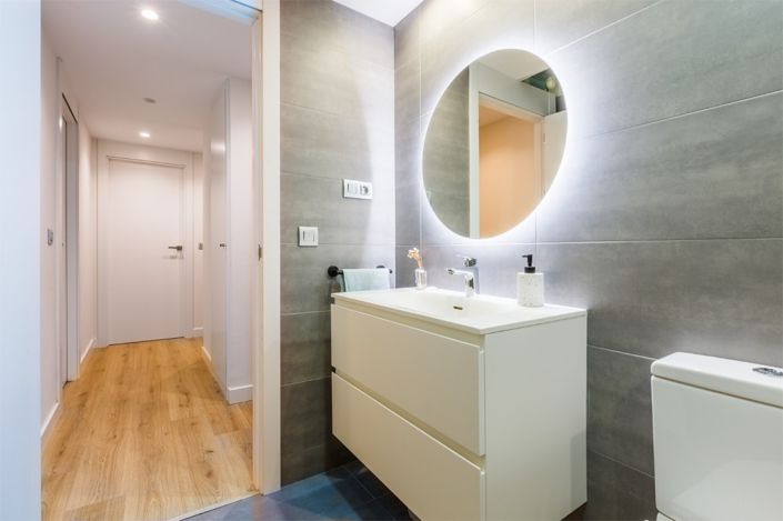 Image No.20-3 Bed Property for sale